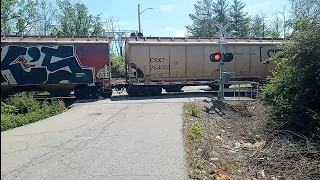 Cought another csx fright train (but not the front) had two locomotives.