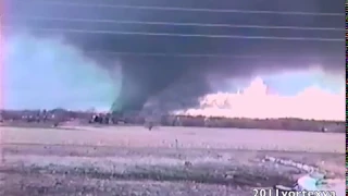 Hesston Kansas F5 Tornado 3-13-1990