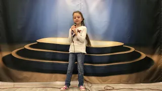 СофЬя Кулькова 7 лет «А дельфины добрые» Музыкальная школа Мелодия