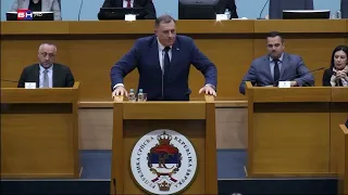 VI STE IDIOTI, SMRADOVI I IZDAJNICI - haos u Skupštini, Dodik opet pao u delirijum
