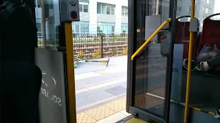 Nietypowy sygnał zamykania drzwi w autobusach.