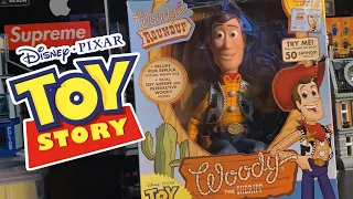 Toy Story Signature Collection Sheriff Woody Unboxing And Review!