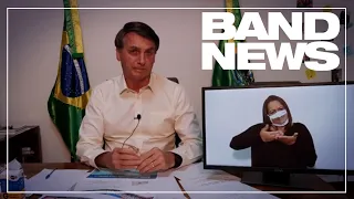 Jair Bolsonaro mostra novidade durante live semanal