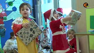 Papá Noel sorprende a los más pequeños