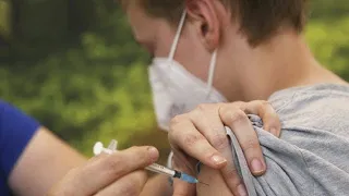 Stiko spricht Impfempfehlung für 12- bis 17-Jährige aus