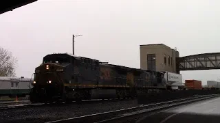 TOFC! Short CSX Intermodal Train at Utica, NY