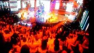Lady GAGA - X factor show Live - The Edge of Glory et Judas