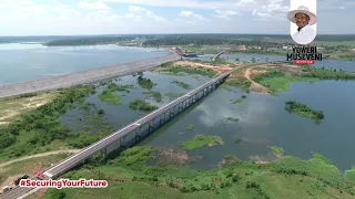 President Museveni commissions the new Isimba public bridge.