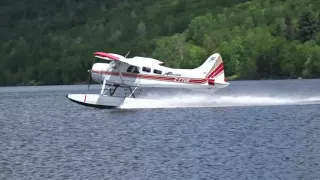 Enjoy a flight in a sturdy DHC-2 Beaver from Lac Tiberiare, Quebec