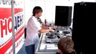 DJ Tisot на "DJ Summer Fest-2010".avi