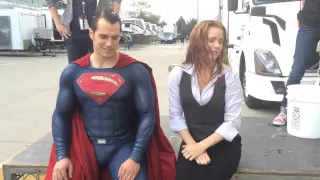 Henry Cavill and Amy Adams take the Ice Bucket Challenge