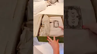 Gucci handbag unboxing 😍 #gucci #unboxingvideo #viralvideo #shorts #2023