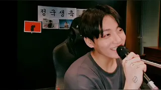 [ENG SUB] JUNGKOOK singing Heartbeat song On his birthday On VLIVE