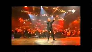 Night of the Proms Rotterdam 2001:Rob de Nijs: Banger hart.