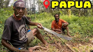 Papua'da Tehlikeli Gün! Dağda Susuz Mahsur Kalınca Bakın Ne Yaptım? / 405