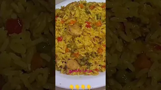 طبق ارز بالدجاج والخضر سهل التحضير و لذيذ 😋