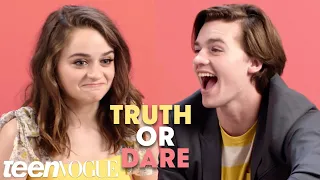 "The Kissing Booth" Cast Plays 'Truth or Dare' | Teen Vogue