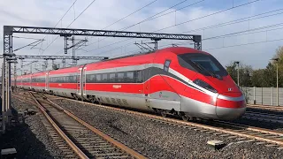 FRECCIAROSSA AND ITALO IN TRANSIT AT 300 KM/H IN REGGIO EMILIA AV!