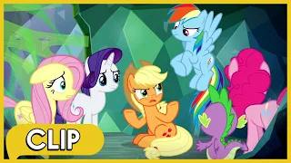 Encerrados debajo de Canterlot - MLP: La Magia de la Amistad [Esp. Latino]