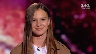 Liza Yakovenko 'I put a spell on you' – Blind Audition – Voice.Kids – season 4