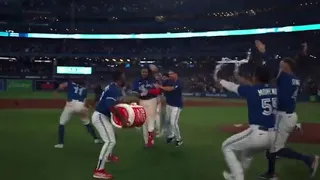 Vladimir Guerrero Jr Walk-Off Single | Yankees vs Blue Jays | 9/26/2022