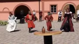 Танец Друмул дракуле в Дукоре