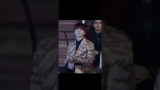 Jungkook reaction to ITZY perform MAMA 2019