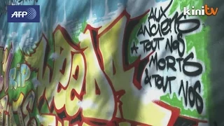 Paris graffiti: street art or vandalism?