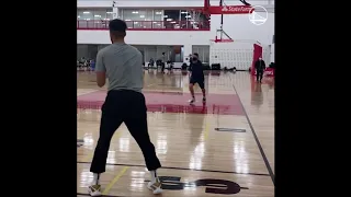 Curry shooting corner 3 for 5 mins with no miss