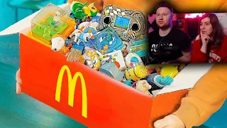 МЫ НАШЛИ ИГРУШКИ ИЗ MCDONALDS 2000х ! | РЕАКЦИЯ на GoldenBurst