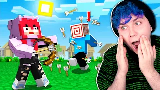 ПОМОГИТИ, на МЕНЯ ОХОТА в МАЙНКРАФТ 🥵 МОЯ Девушка ИГРАЕТ В MINECRAFT 🤡 #21