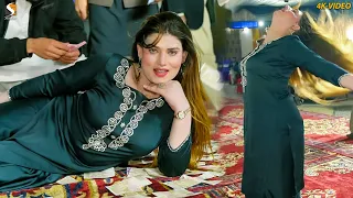 Mera Ishq Vi Ay Pagal , Urwa Khan New Dance Performance 2024