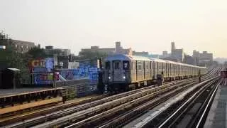 Flushing Bound Train Of R62As On The 7 @ 82nd Street - Jackson Heights