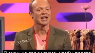 Махаете руками при слове Джеки Чан😂