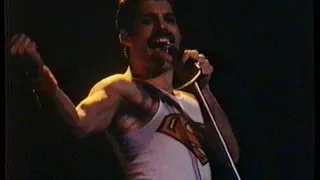 Queen-"'Save Me" Live at Montreal (VHS Version)