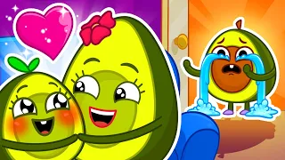 Don't Feel Jealous, Mommy Always Loves You 🥰 Good Behavior for Kids | Funny Stories by Pit & Penny 🥑