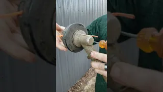 Change a String Trimmer Head Fast #shorts