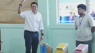 PanamA presidential candidate Carrizo casts his vote in the capital | AFP