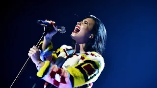 Demi Lovato - Confident (Radio 1's Teen Awards 2015)