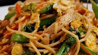 Chicken Vegetables & Pasta Stir Fry