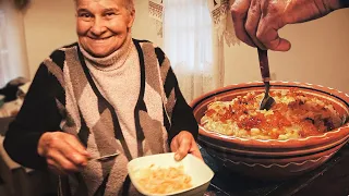 Закуска на всі випадки життя. Традиційна страва в селі Старі Бабани.