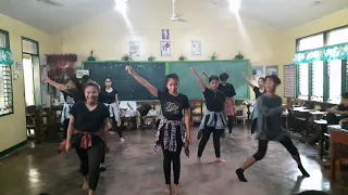 This is me - Contemporary dance (P.E) / Patty's vlog