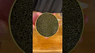 how to eat caviar properly