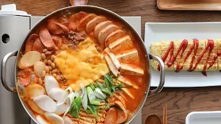 Korean Sausage Stew l Army base stew l Budae-Jjigae [Wife's Cuisine]