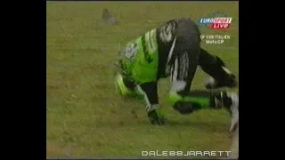 D88J 618a MotoGP 2004 Italy Shinya Nakano crashes hard