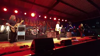 Blackberry Smoke "Waiting on the Thunder"