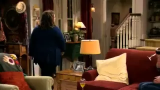 Mike & Molly : Sister talk (Victoria at her best)