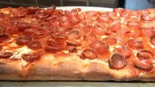 Pizza war!  Two NYC pizza shops fight over recipe