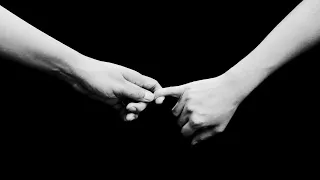 I want to hold your hand ... Lilian Lennon