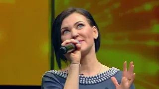 Benimle soyle 9. bolum Galina Ozturk (Галина Волчок) Sam Brown Stop performans